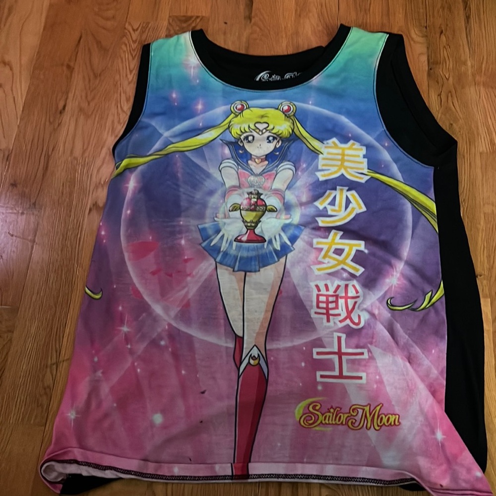 Hot topic sailor moon muscle tee used